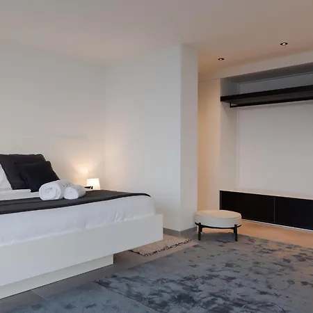 Karat Kai Torviscas Villa *