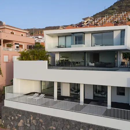 Karat Kai Torviscas Costa Adeje (Tenerife)